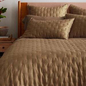 Quince QUEEN Bamboi Dream Quilt NWT Color Walnut
